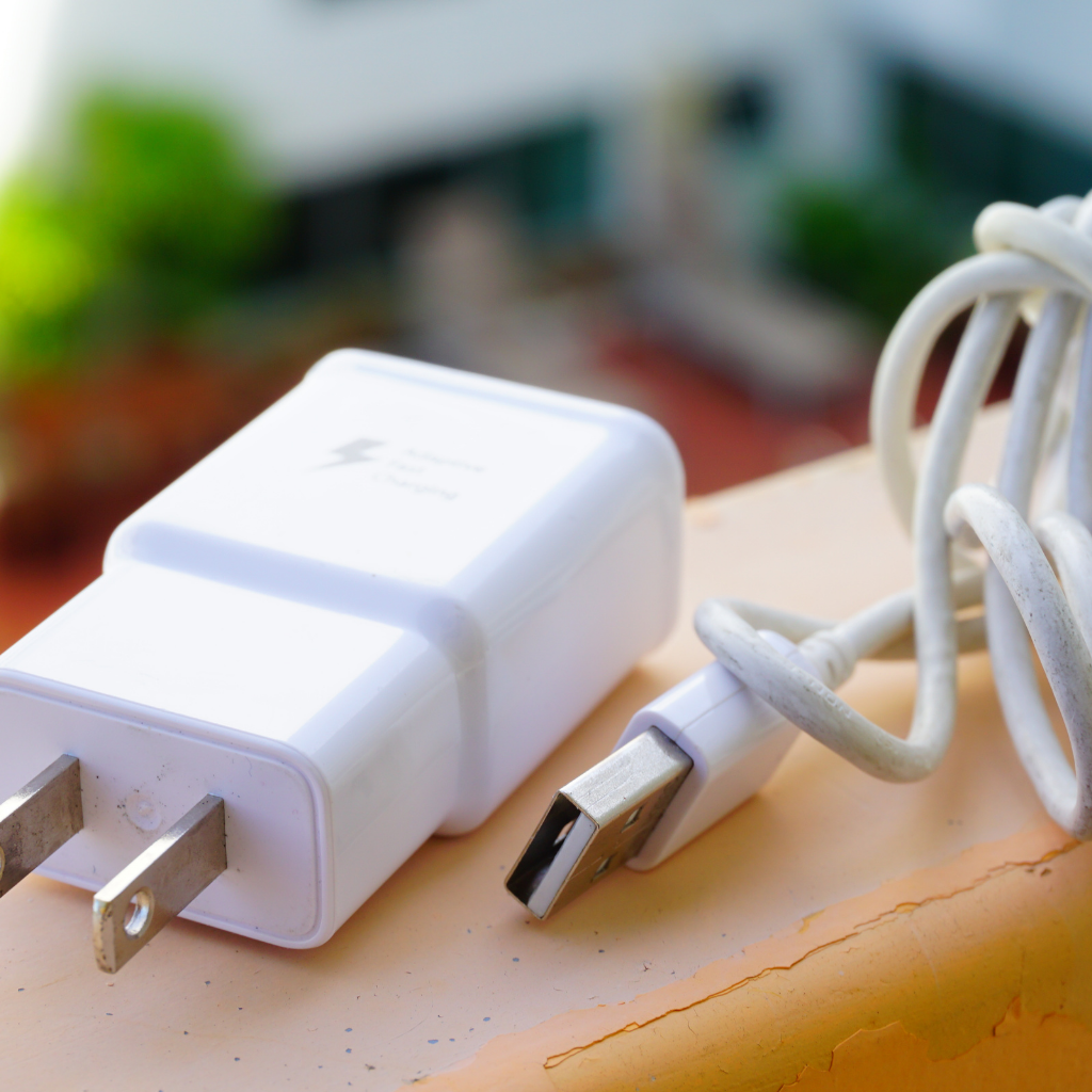 Fake Chargers- The Phonepreneur