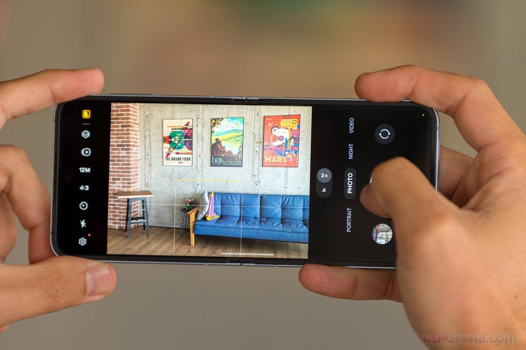 Samsung Galaxy Z Flip 6 - The Phonepreneur Global Samsung Galaxy Z Flip 6 Price in Nigeria – Bold Design Meets Intelligent Performance